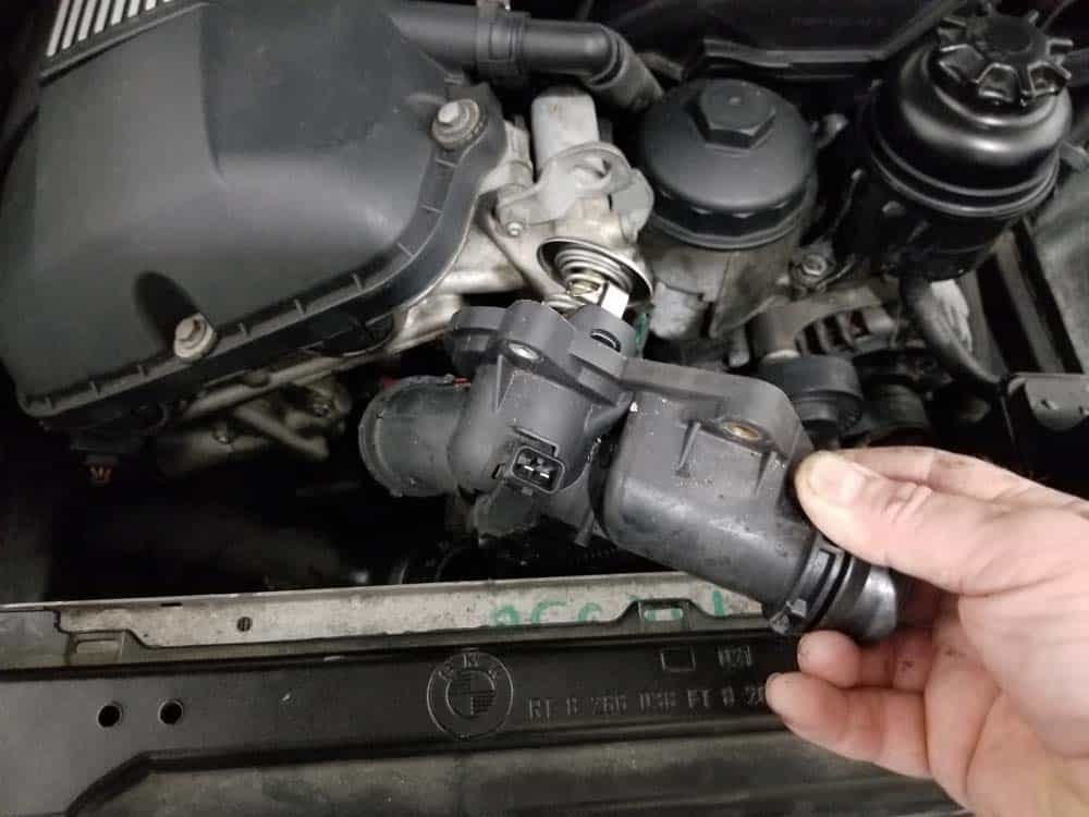 See P318E repair manual